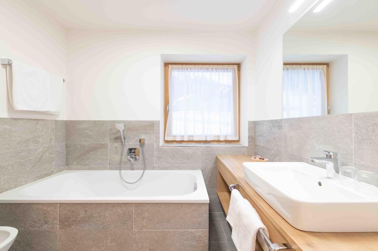 Residence Lersc Badia (South Tyrol) Exterior foto